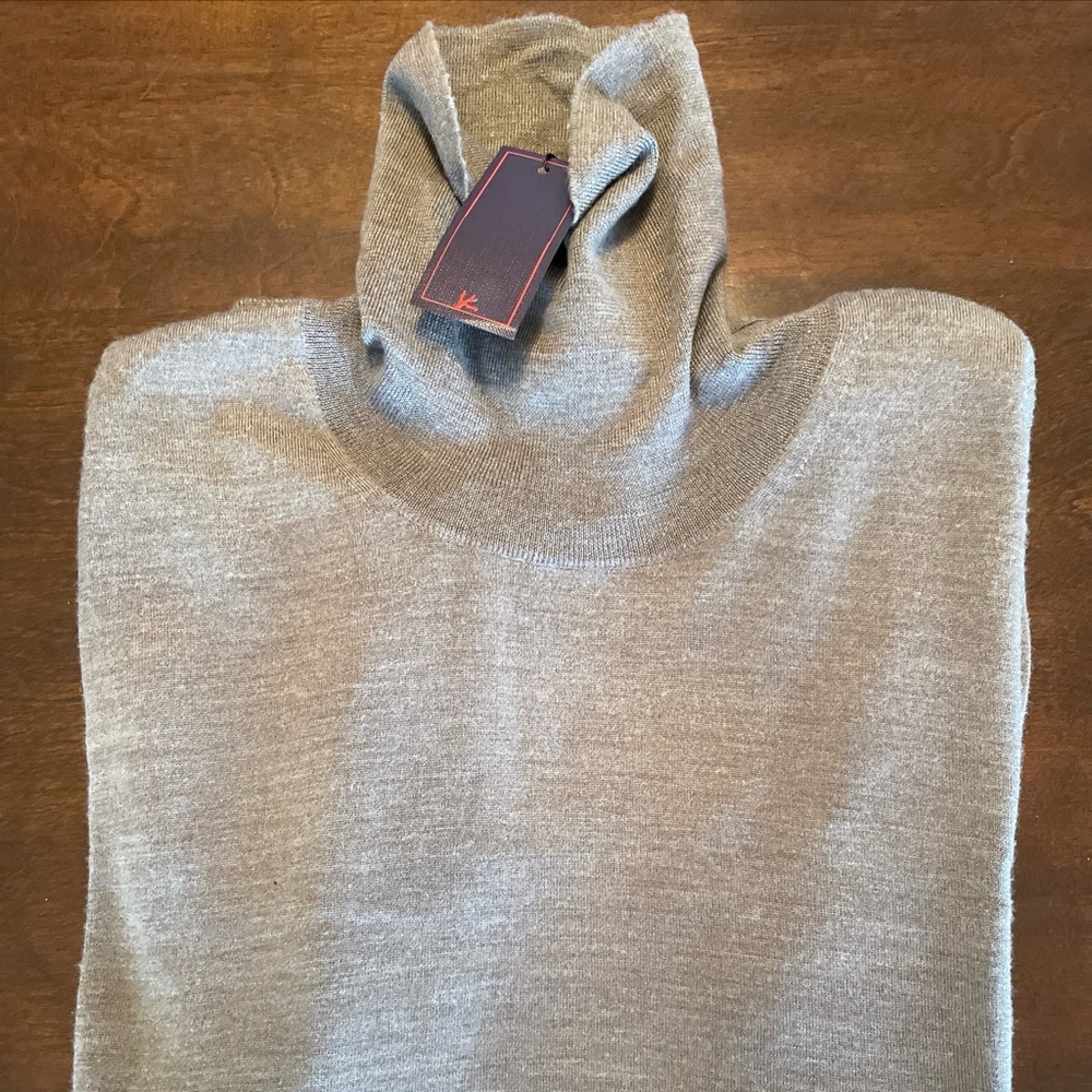 Isaia Napoli Dolcevita 100% Wool Turtleneck Sweater Made In Italy NWT Size Large